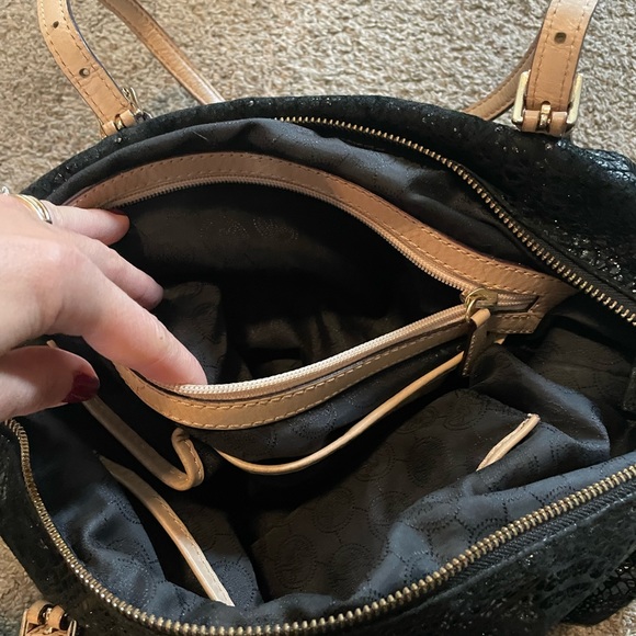 Michael Kors purse - Picture 16 of 16